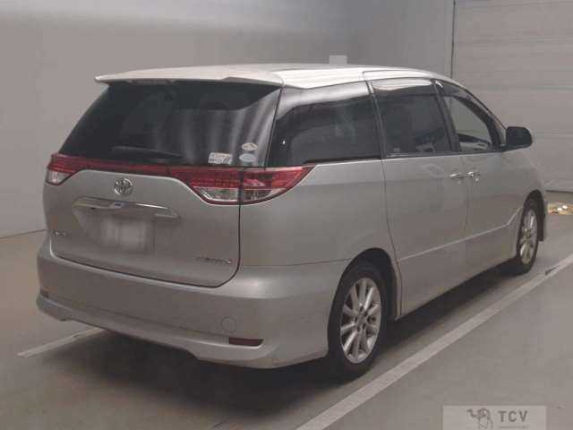 2009 Toyota Estima