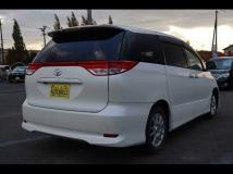 2010 Toyota Estima