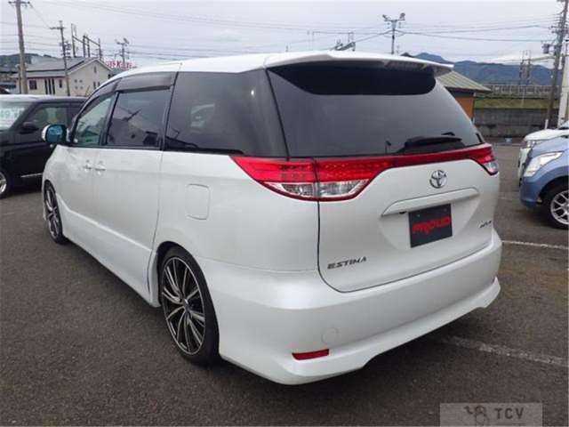 2009 Toyota Estima