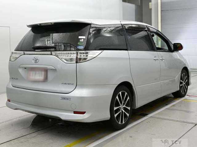 2013 Toyota Estima