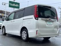 2015 Toyota Noah