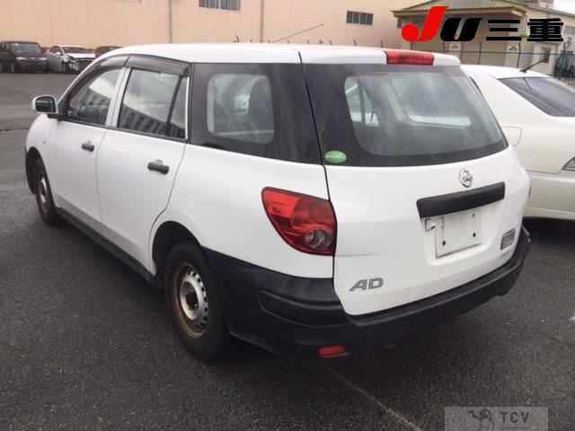 2015 Nissan AD