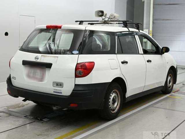 2015 Nissan AD