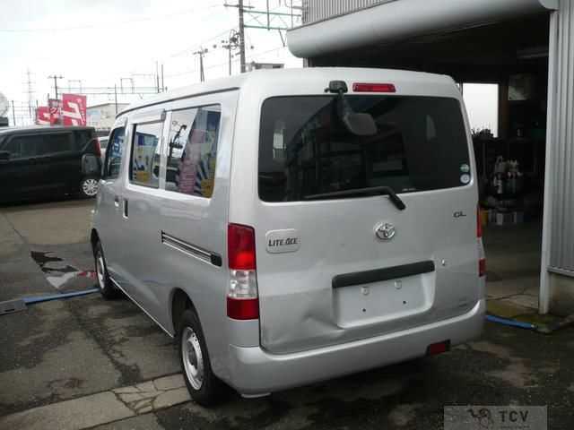 2015 Toyota Liteace Van