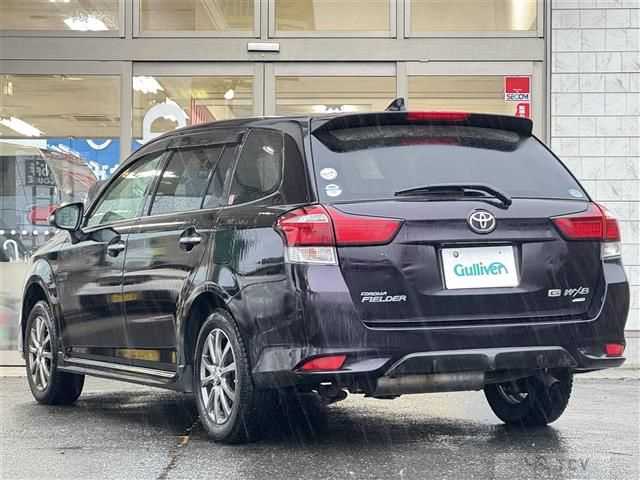 2015 Toyota Corolla Fielder