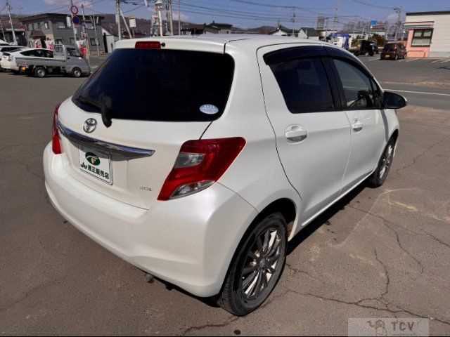 2015 Toyota Vitz