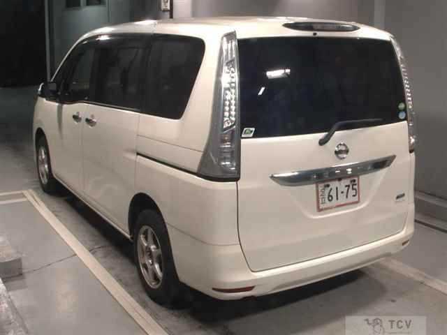 2015 Nissan Serena