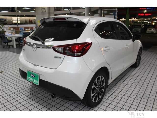 2015 Mazda Demio