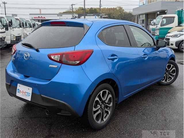 2015 Mazda Demio