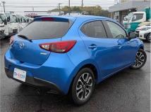 2015 Mazda Demio