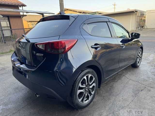 2015 Mazda Demio