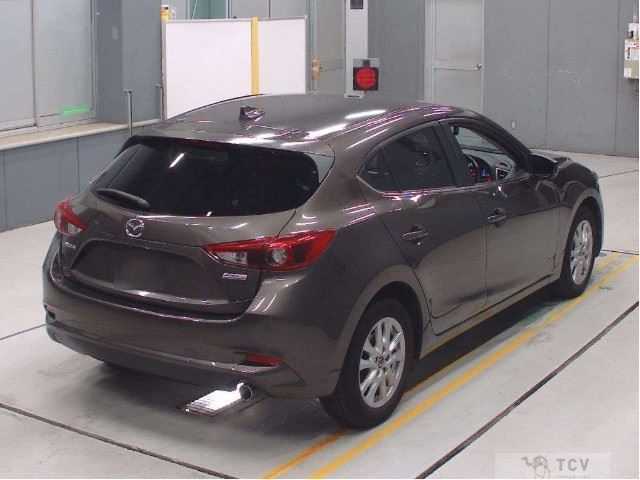 2017 Mazda Axela Sport