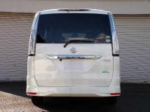 2015 Nissan Serena