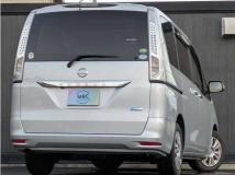 2015 Nissan Serena