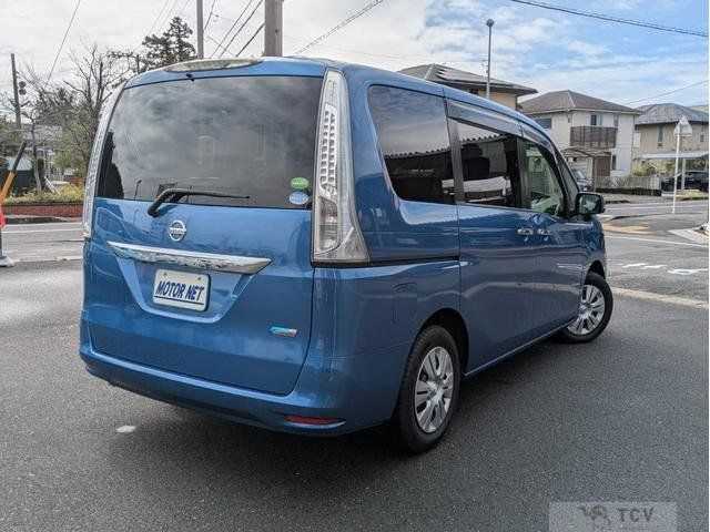 2015 Nissan Serena