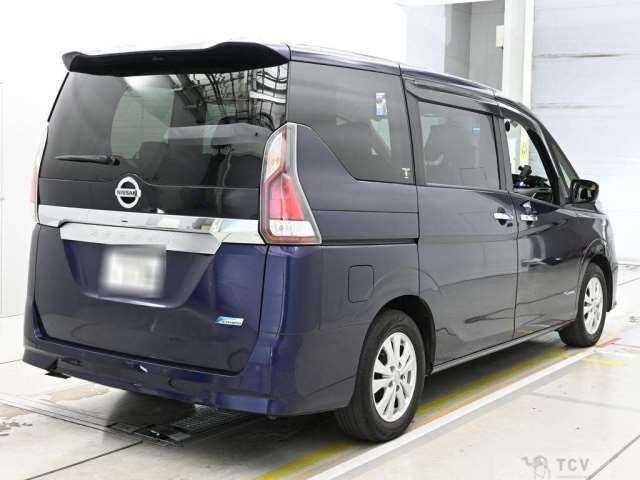 2017 Nissan Serena