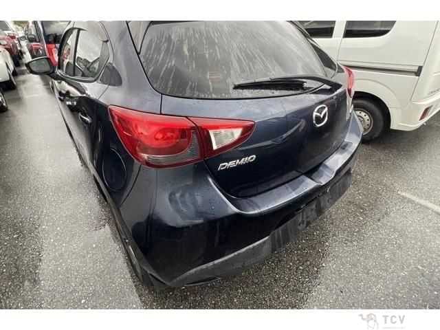 2015 Mazda Demio