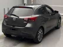 2017 Mazda Demio