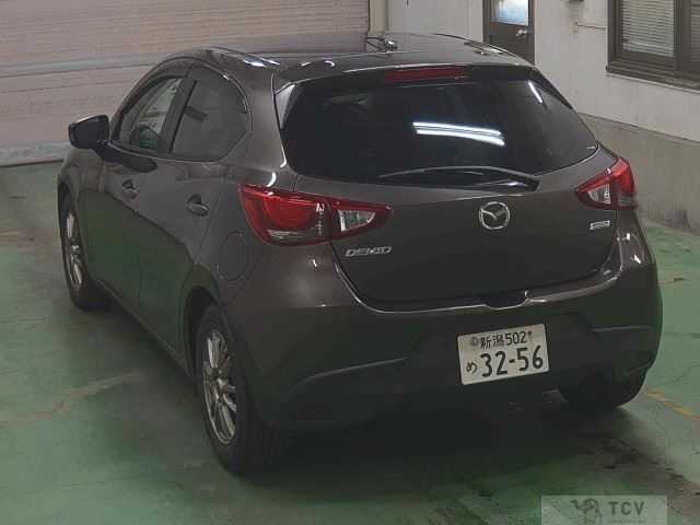 2015 Mazda Demio