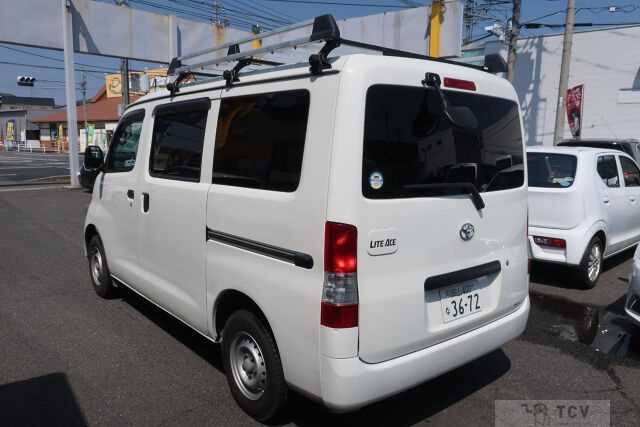 2016 Toyota Liteace Van