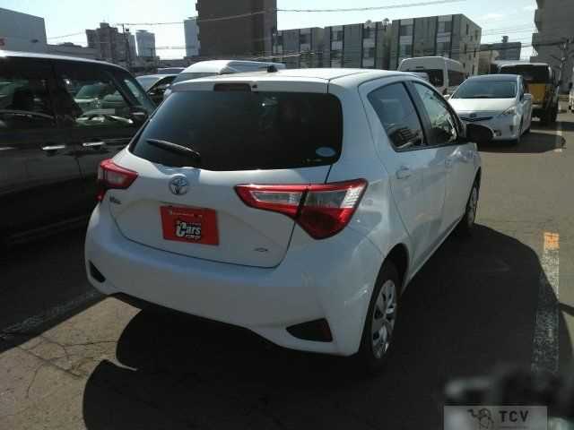 2017 Toyota Vitz
