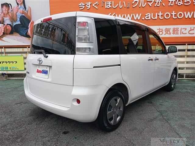 2015 Toyota Sienta