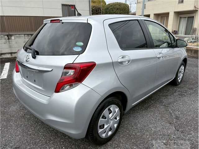 2015 Toyota Vitz