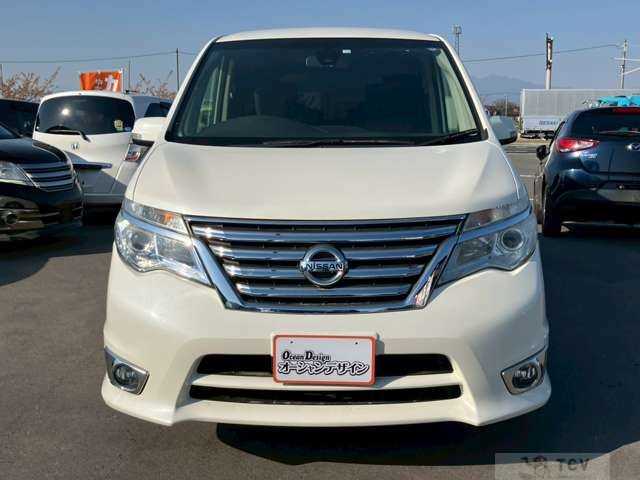 2015 Nissan Serena
