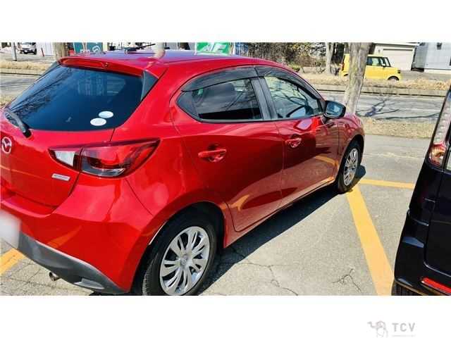 2015 Mazda Demio
