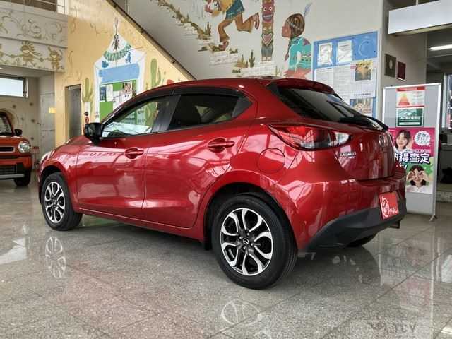 2015 Mazda Demio