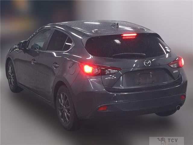 2015 Mazda Axela Sport