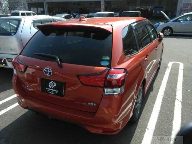 2015 Toyota Corolla Fielder