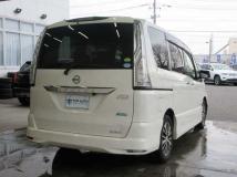2015 Nissan Serena