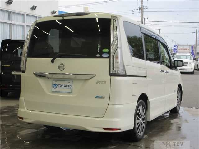 2015 Nissan Serena