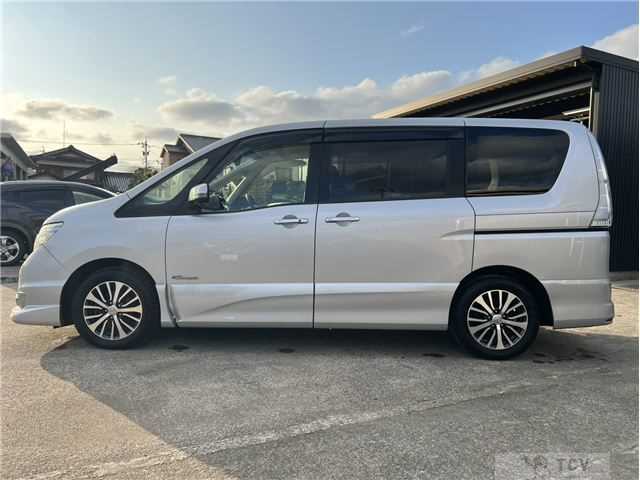 2016 Nissan Serena