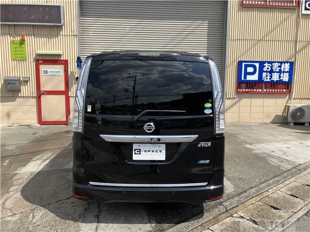 2015 Nissan Serena