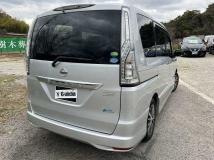 2015 Nissan Serena