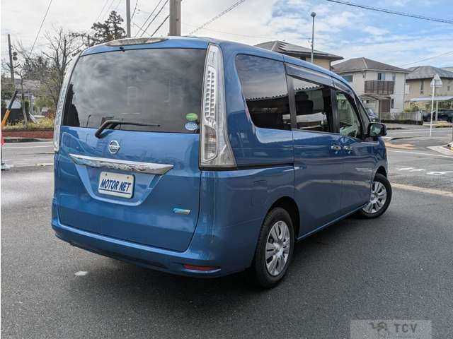 2015 Nissan Serena