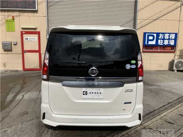 2017 Nissan Serena