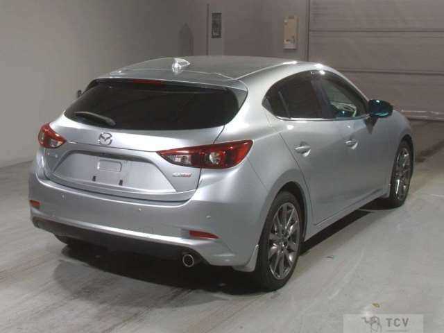2017 Mazda Axela Sport