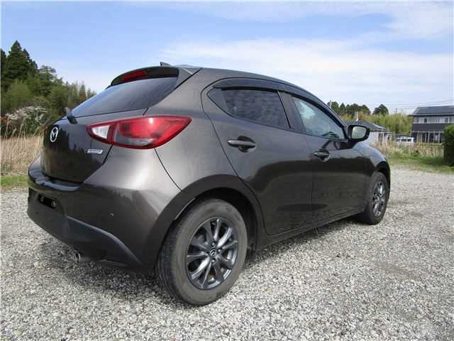 2018 Mazda Demio