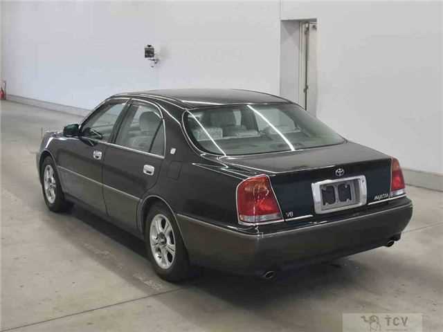1999 Toyota Crown Majesta
