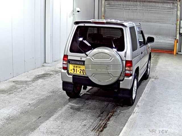 1998 Mitsubishi Pajero Mini