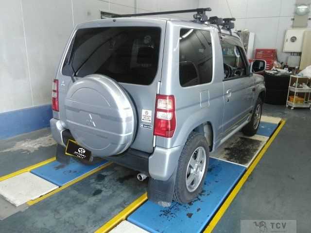 2009 Mitsubishi Pajero Mini