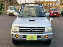 2006 Mitsubishi Pajero Mini