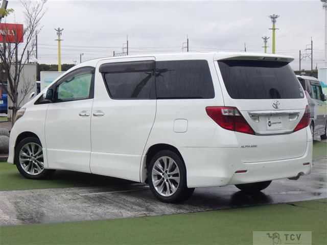 2010 Toyota Alphard