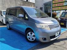 2009 Nissan Serena