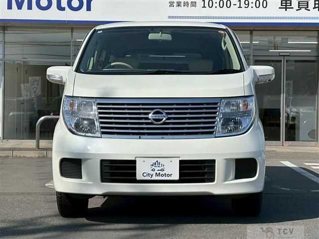 2004 Nissan Elgrand