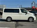 2004 Nissan Elgrand
