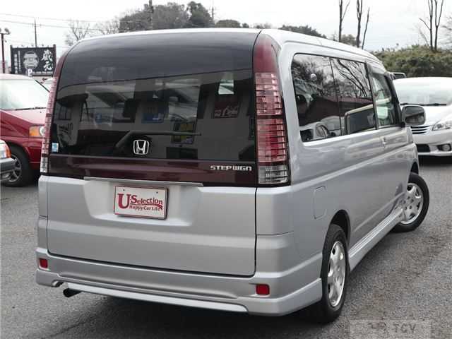 2005 Honda Step WGN